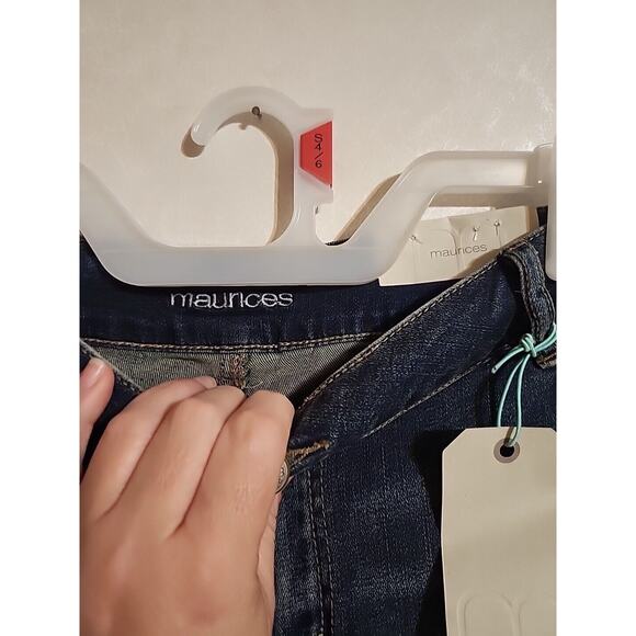 Maurices Skinny Boyfriend Jeans Denim Flex sz 14 Ultimate Comfort Embroidered - Picture 7 of 11